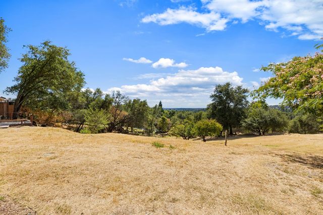 1374 Orange Hill Ln, Penryn, CA 95663