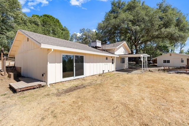 1374 Orange Hill Ln, Penryn, CA 95663