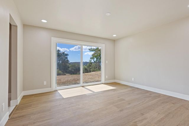 1374 Orange Hill Ln, Penryn, CA 95663