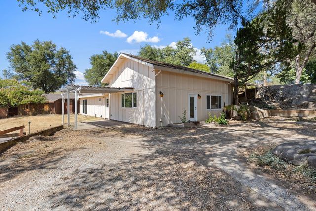 1374 Orange Hill Ln, Penryn, CA 95663