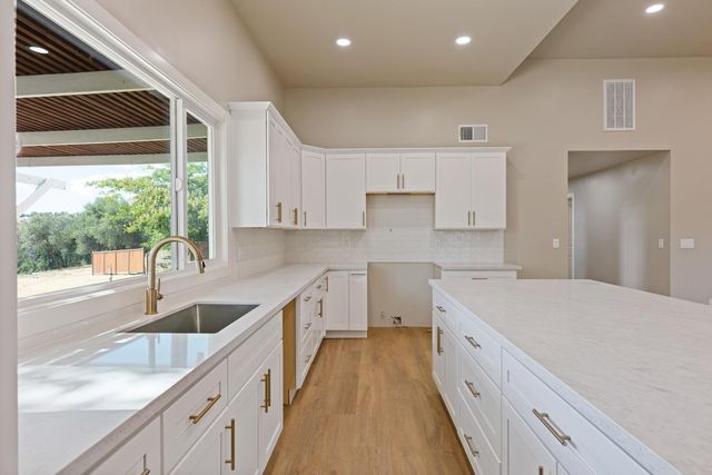 1374 Orange Hill Ln, Penryn, CA 95663