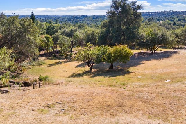 1374 Orange Hill Ln, Penryn, CA 95663