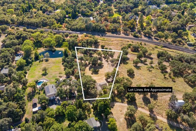 1374 Orange Hill Ln, Penryn, CA 95663