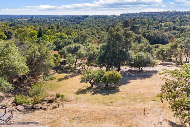 1374 Orange Hill Ln, Penryn, CA 95663