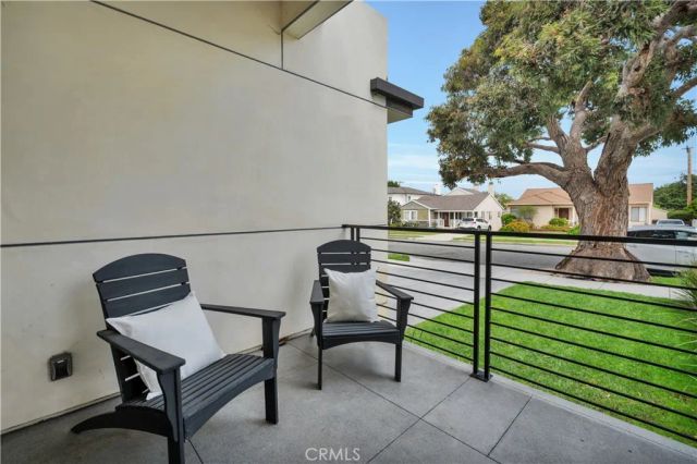 332 Avenue E, Redondo Beach, CA 90277