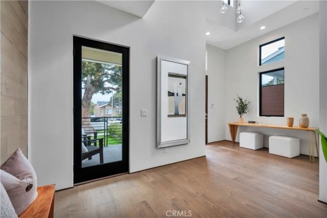 332 Avenue E, Redondo Beach, CA 90277
