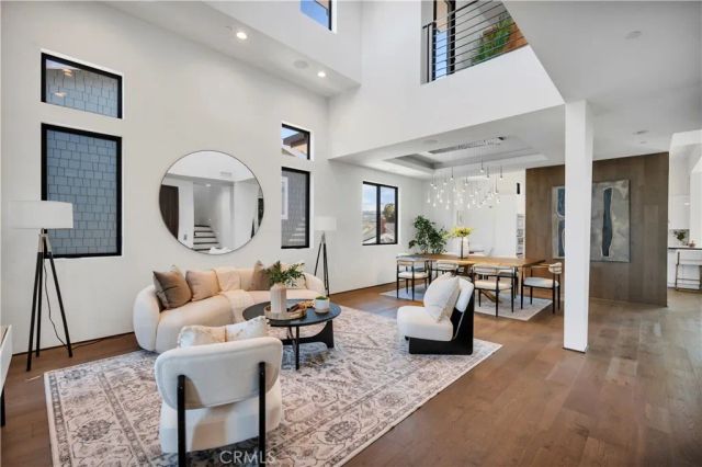 332 Avenue E, Redondo Beach, CA 90277