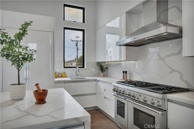 332 Avenue E, Redondo Beach, CA 90277