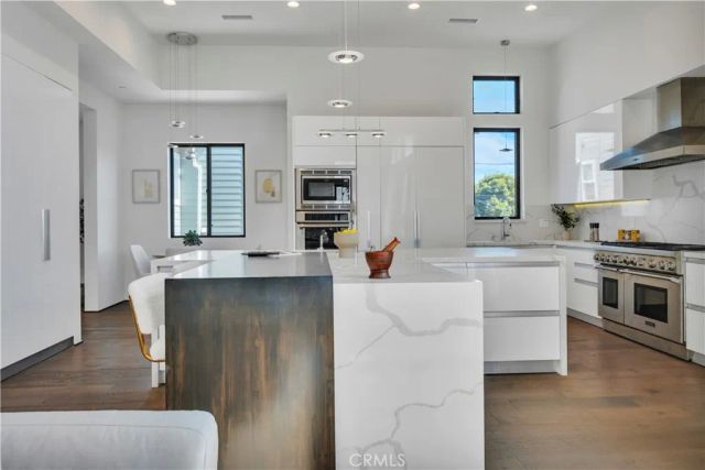 332 Avenue E, Redondo Beach, CA 90277