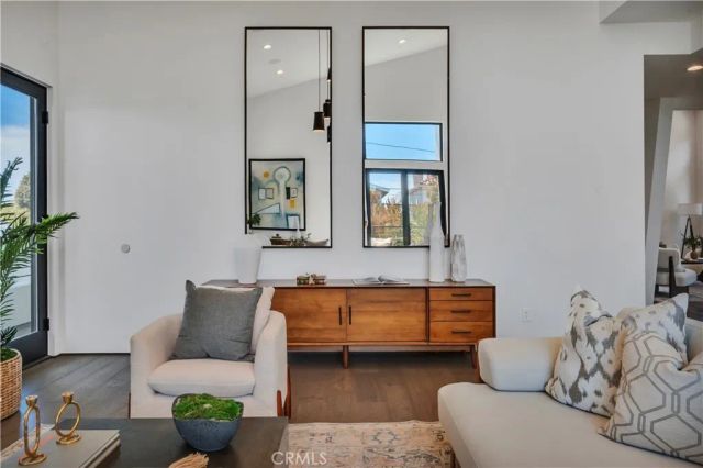 332 Avenue E, Redondo Beach, CA 90277
