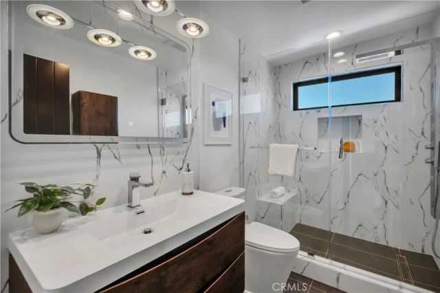332 Avenue E, Redondo Beach, CA 90277