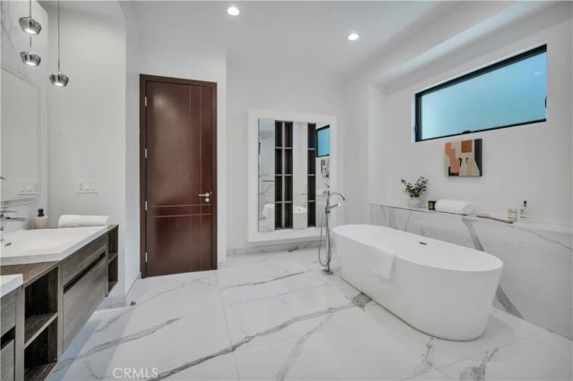 332 Avenue E, Redondo Beach, CA 90277