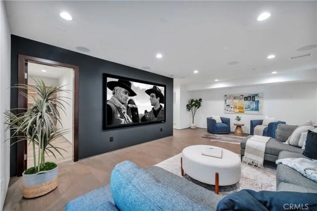 332 Avenue E, Redondo Beach, CA 90277