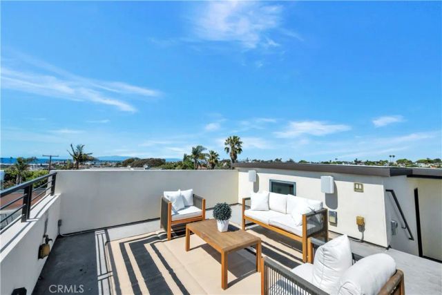 332 Avenue E, Redondo Beach, CA 90277