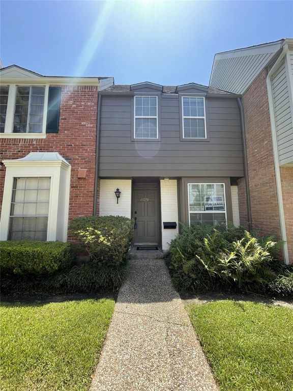 13278 Trail Hollow Drive, Houston, TX 77079