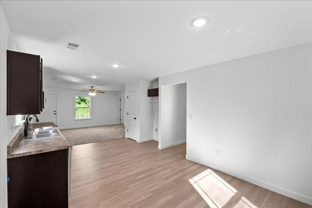 517 Molly Parker Lane, Spartanburg, SC 29301