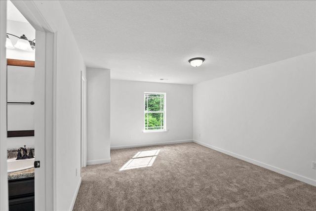 517 Molly Parker Lane, Spartanburg, SC 29301