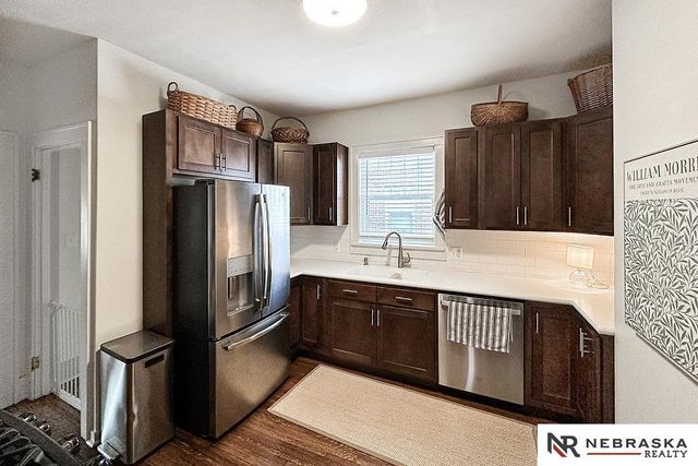 6605 Minne Lusa Boulevard, Omaha, NE 68112