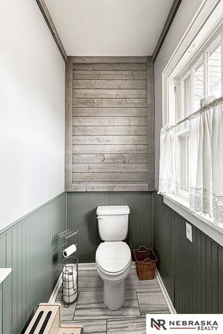 6605 Minne Lusa Boulevard, Omaha, NE 68112