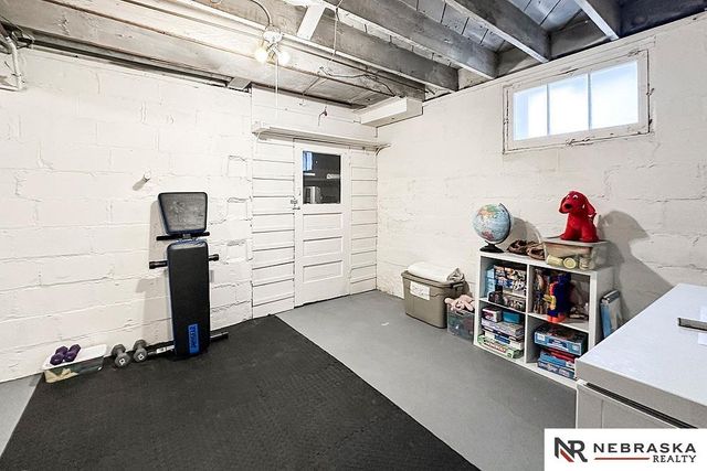 6605 Minne Lusa Boulevard, Omaha, NE 68112