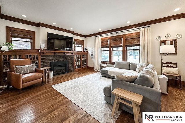 6605 Minne Lusa Boulevard, Omaha, NE 68112