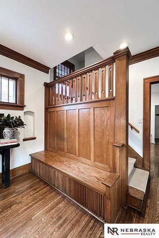 6605 Minne Lusa Boulevard, Omaha, NE 68112