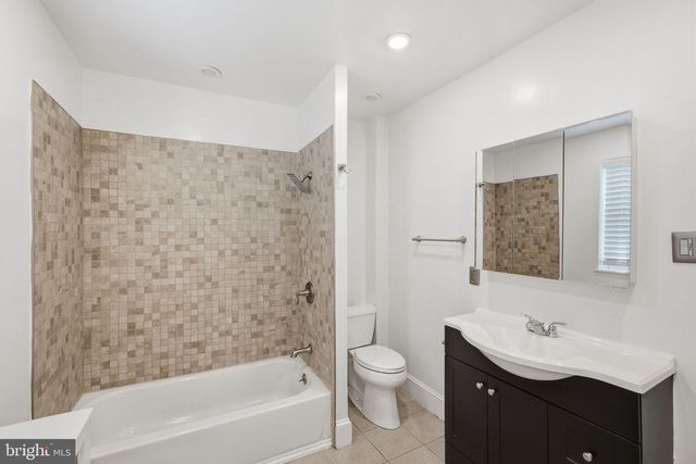 1802 TREE ST, Philadelphia, PA 19145