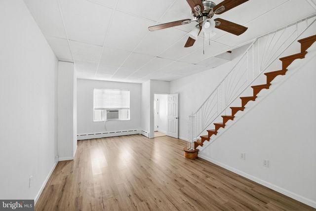 1802 TREE ST, Philadelphia, PA 19145