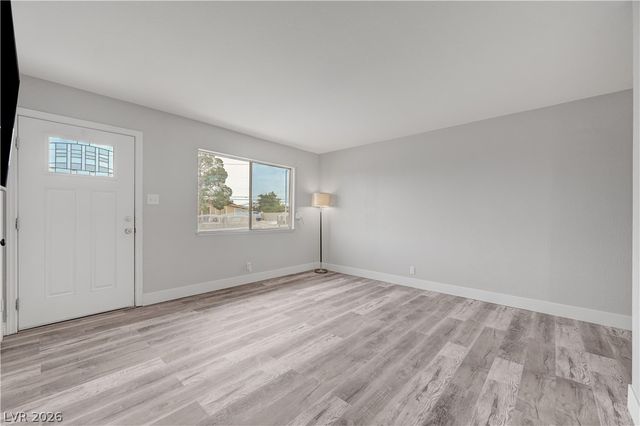 6344 Evergreen Avenue, Las Vegas, NV 89107