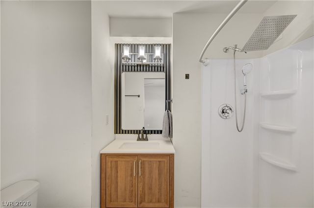 6344 Evergreen Avenue, Las Vegas, NV 89107