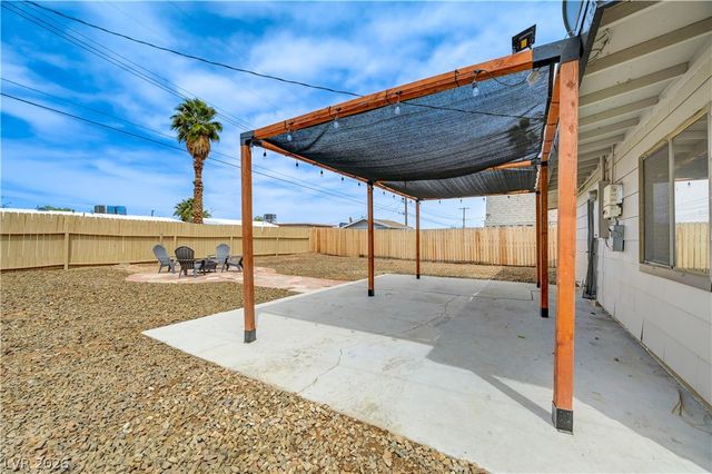 6344 Evergreen Avenue, Las Vegas, NV 89107