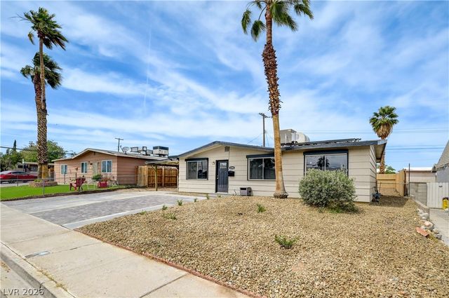 6344 Evergreen Avenue, Las Vegas, NV 89107