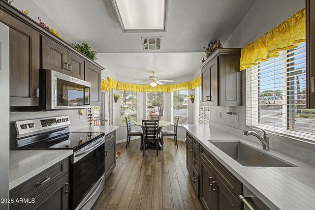 8341 W WESCOTT Drive, Peoria, AZ 85382