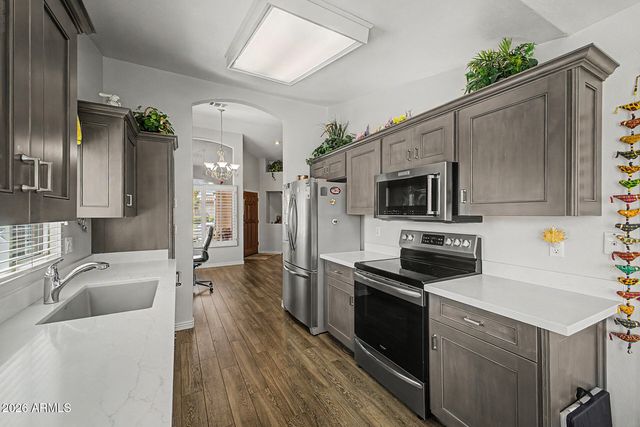 8341 W WESCOTT Drive, Peoria, AZ 85382