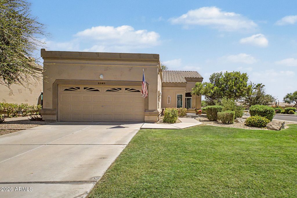 8341 W WESCOTT Drive, Peoria, AZ 85382 — photo 2