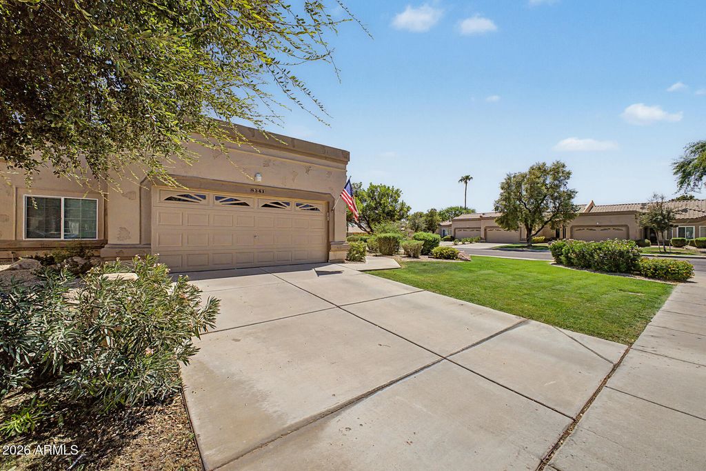 8341 W WESCOTT Drive, Peoria, AZ 85382 — photo 3