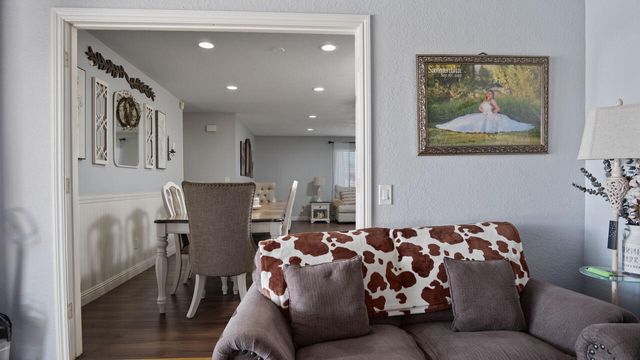 691 Oxford Street, Porterville, CA 93257