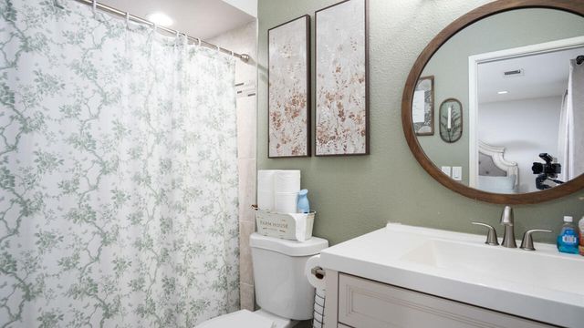 691 Oxford Street, Porterville, CA 93257