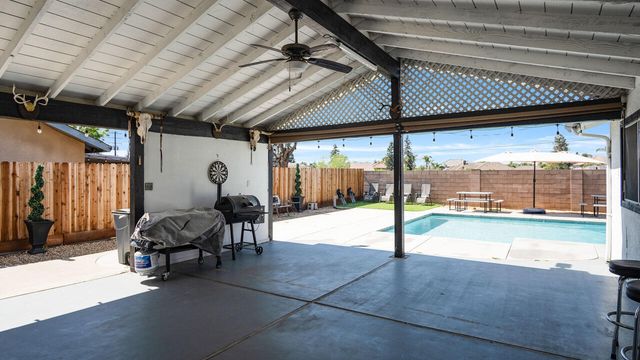 691 Oxford Street, Porterville, CA 93257