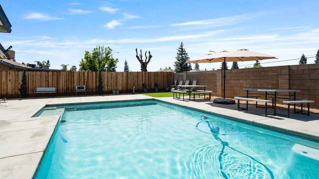 691 Oxford Street, Porterville, CA 93257