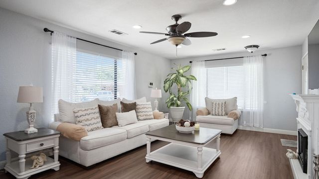 691 Oxford Street, Porterville, CA 93257