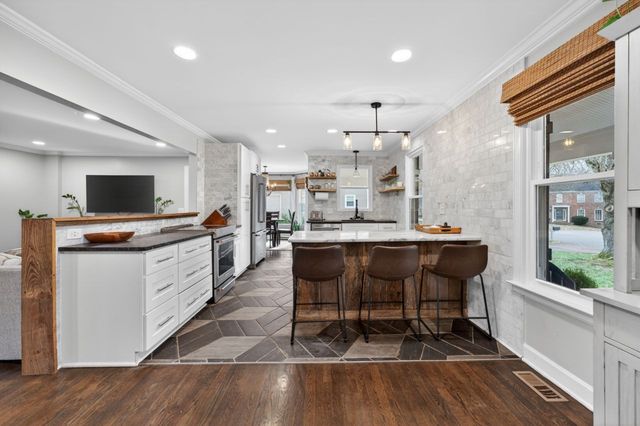 511 Arbor Dr, Franklin, TN 37069