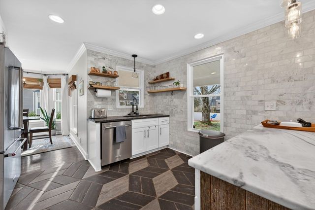 511 Arbor Dr, Franklin, TN 37069