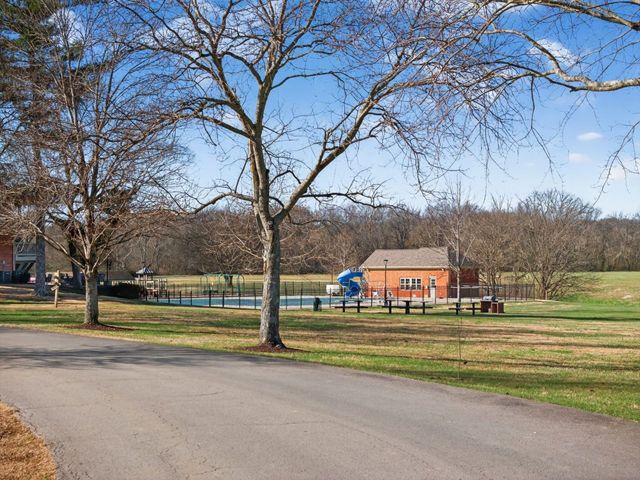 511 Arbor Dr, Franklin, TN 37069