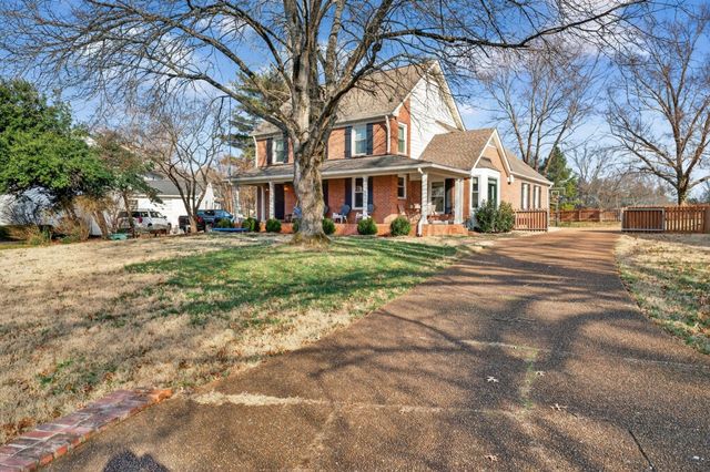 511 Arbor Dr, Franklin, TN 37069