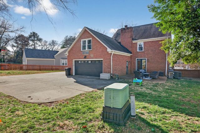 511 Arbor Dr, Franklin, TN 37069