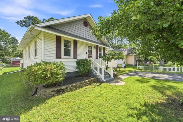 21 MARGARET AVE, Sewell, NJ 08080