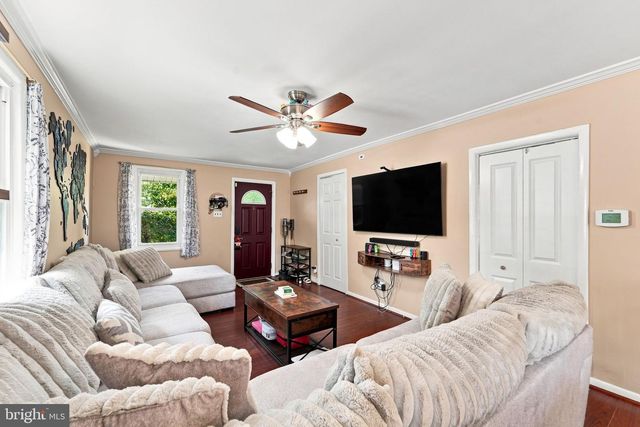 21 MARGARET AVE, Sewell, NJ 08080