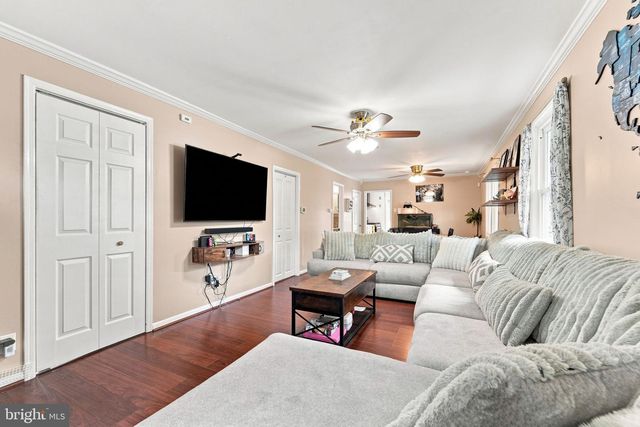 21 MARGARET AVE, Sewell, NJ 08080