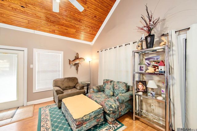 178 Flounder Ct, Dulac, LA 70353